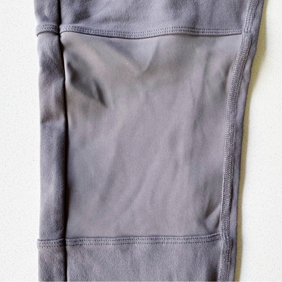 ALO High Waist Cargo Leggings - Picture 7 of 10